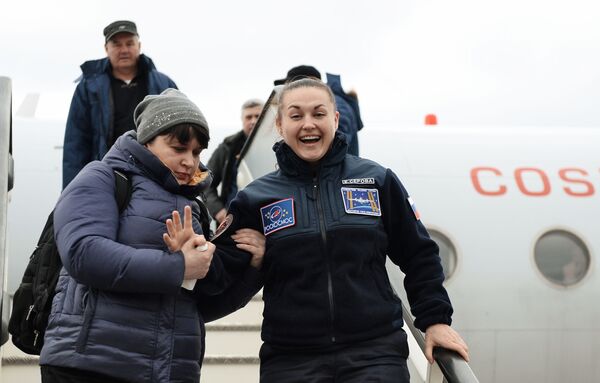 یلینا سرووا، فضانورد روس پس از بازگشت به زمین - اسپوتنیک افغانستان  