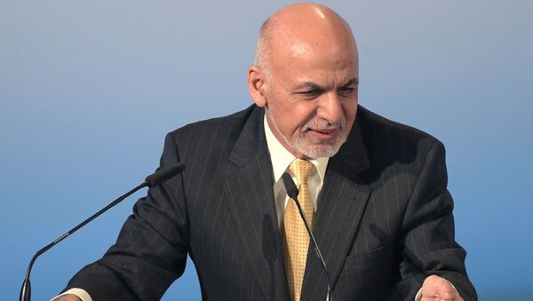 رئیس‌جمهور غنی در یک سفر رسمی به امارات متحده عربی رفت - اسپوتنیک افغانستان  