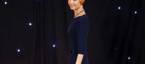 بانوی نخست سوریه «اسما الاسد» پیروزش اش بر سرطان را اعلام کرد + ویدیو بانوی نخست سوریه «اسما الاسد» پیروزش اش بر سرطان را اعلام کرد + ویدیو - اسپوتنیک افغانستان