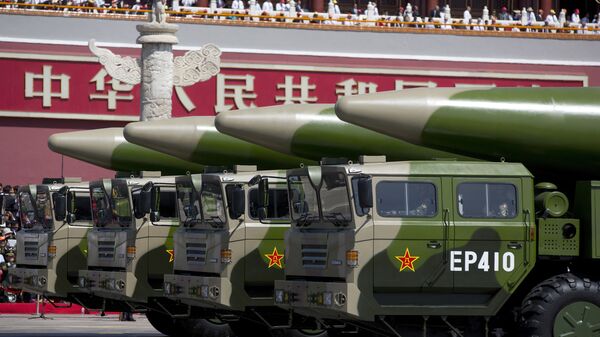   رونمایی از موشک جدید باور نکردنی چین در رژه نظامی ارتش - اسپوتنیک افغانستان  