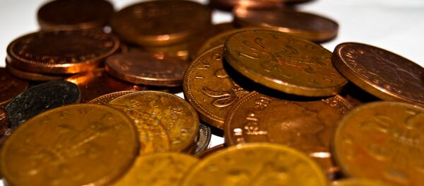 Striking it Rich! $300,000 Spanish Gold Coin Found in Child’s Toy Collection - اسپوتنیک افغانستان  