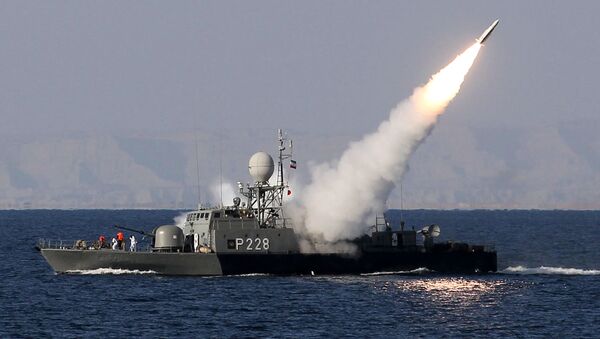 تشویش امریکا از تصاویر راکت ها در قایق های ایرانی - اسپوتنیک افغانستان  
