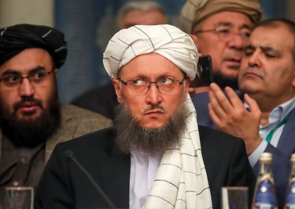 عبدالسلام حنفی معاون نمایندگان هیات طالبان در پریزدینت هوتل مسکو - اسپوتنیک افغانستان  