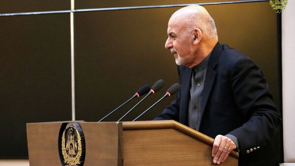 اشرف غنی به طالبان: قانون اساسی افغانستان وارداتی نه، بل ملی است - اسپوتنیک افغانستان  