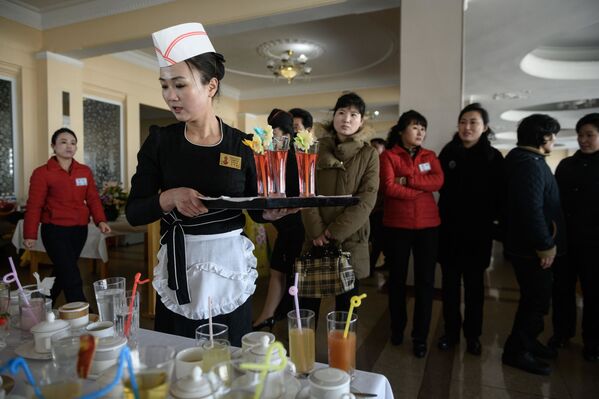 بازدیدکنندگان مسابقه ملی آشپزی - کوریای شمالی - اسپوتنیک افغانستان  