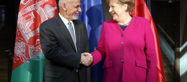 رئیس جمهور غنی با صدر اعظم آلمان رئیس جمهور غنی با صدر اعظم آلمان - اسپوتنیک افغانستان