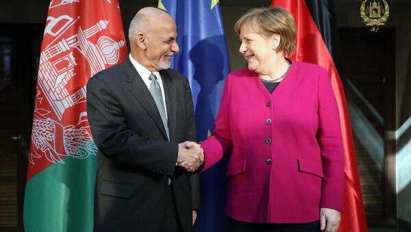 رئیس‌جمهور غنی با انگلا مرکل دیدار کرد - اسپوتنیک افغانستان  