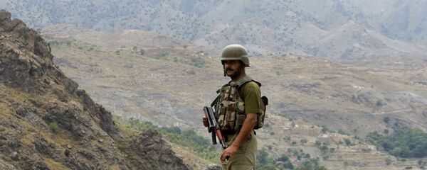 حمله مسلحانه در مرز ایران پاکستان 6 کشته برجا گذاشت. - اسپوتنیک افغانستان  