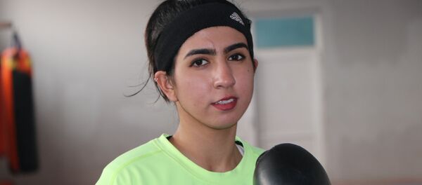 رویای المپیک؛ دختری که به مشکلات جامعه مشت میزند رویای المپیک؛ دختری که به مشکلات جامعه مشت میزند - اسپوتنیک افغانستان