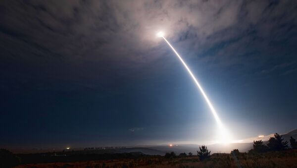آزمایش راکت بالستیک قاره‌پیما توسط امریکا - اسپوتنیک افغانستان  