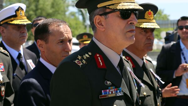 خلوصی آکار وزیر دفاع ترکیه - اسپوتنیک افغانستان  