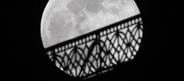 سوپر مهتاب در آسمان مسکو سوپر مهتاب در آسمان مسکو - اسپوتنیک افغانستان