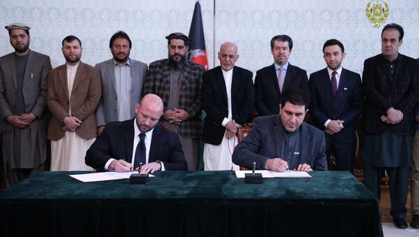 قرارداد پروژۀ سیستم « ریال‌تایم» امضاء شد - اسپوتنیک افغانستان  