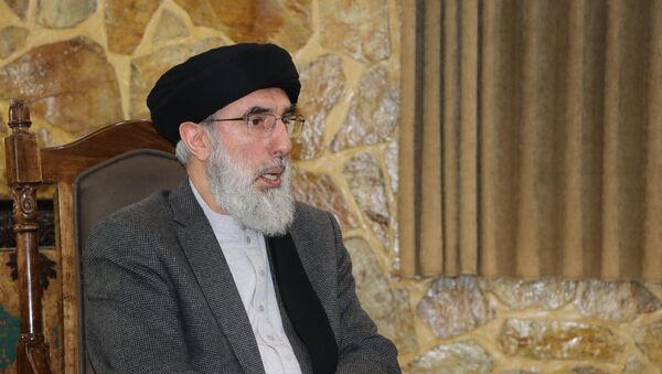 حکمتیار حمله بر مصلی عبدالعلی مزاری را به شدت محکوم کرد - اسپوتنیک افغانستان  