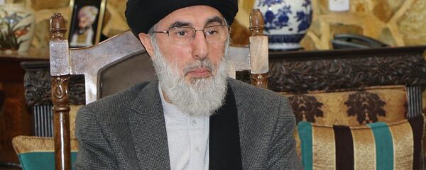 حکمتیار به غنی نامه نوشت؛ ارگ: نامه حکمتیار «مطلب تازه» ندارد حکمتیار به غنی نامه نوشت؛ ارگ: نامه حکمتیار «مطلب تازه» ندارد - اسپوتنیک افغانستان