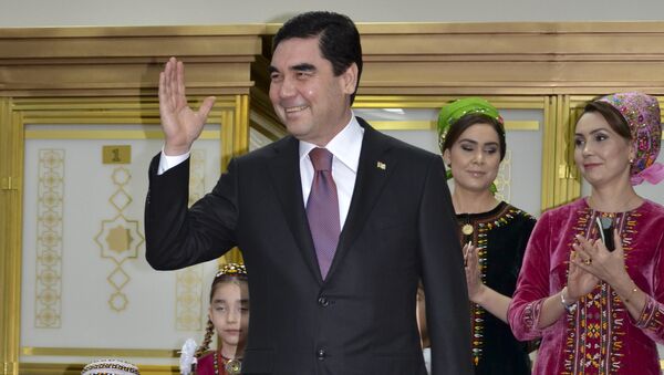 هدیه جالب رئیس‌جمهور ترکمنستان به تمام زنان این کشور - اسپوتنیک افغانستان  