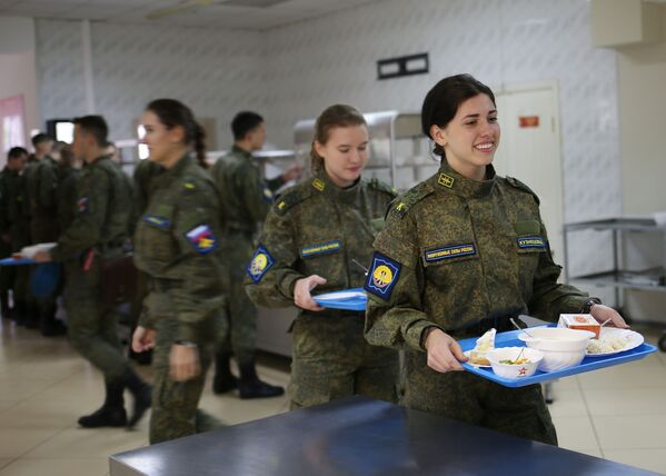 دختران نظامی روسیه - اسپوتنیک افغانستان  