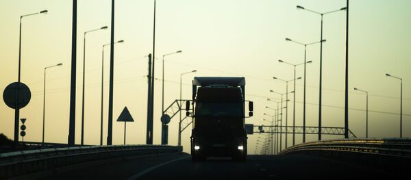 کریدور ترانزیتی ایران- افغانستان-ازبکستان؛ دو تیلر با عبور آزمایشی به ازبکستان رسید - اسپوتنیک افغانستان  