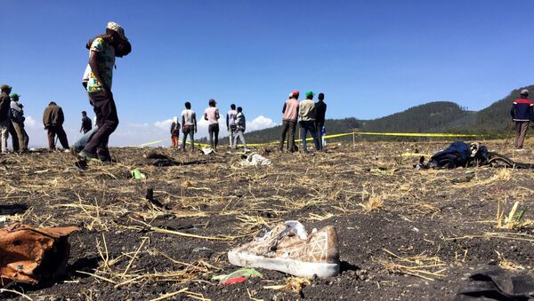 زنده ماندن معجزه آسای یک مسافرهواپیمای اتیوپی که سقوط کرد - اسپوتنیک افغانستان  