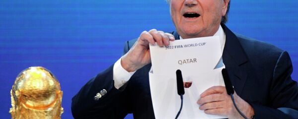 FIFA President Sepp Blatter announces Qatar to host the 2022 soccer World Cup in Zurich, Switzerland - اسپوتنیک افغانستان  