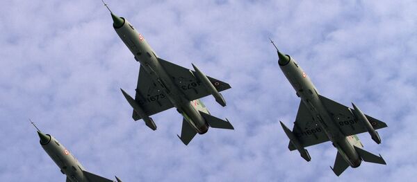 طیاره میگ21 برضد F-16 بر فراز کشمیر طیاره میگ21 برضد F-16 بر فراز کشمیر - اسپوتنیک افغانستان