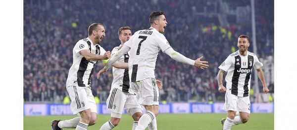 تیم باشگاهی یوونتوس - اسپوتنیک افغانستان  