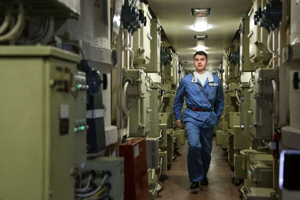یکی از اعضای خدمه زیردریایی اتمی روسیه - اسپوتنیک افغانستان  