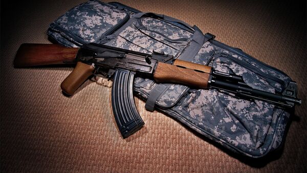 ارتش امریکا مدل تفنگ کلاشنیکوف خریداری می‌کند - اسپوتنیک افغانستان  