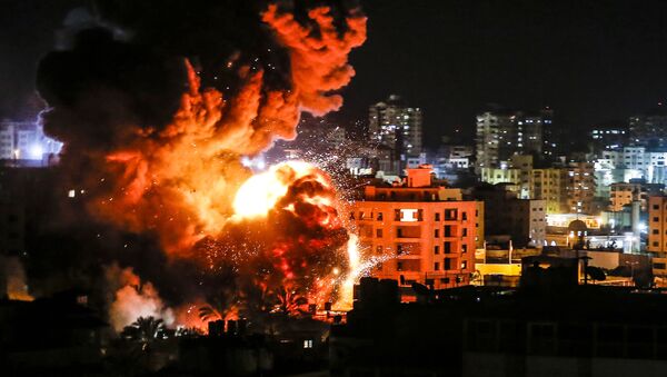 اسرائیل در واکنش به حمله فلسطینیان 200 هدف در غزه را بمباران کرد - اسپوتنیک افغانستان  