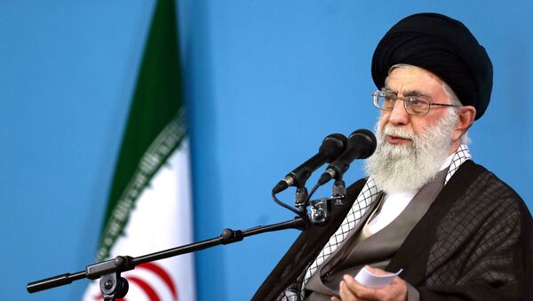 رهبر ایران درباره سقوط هواپیمای اوکراینی: صادقانه و صریح با مردم مطرح کنید - اسپوتنیک افغانستان  