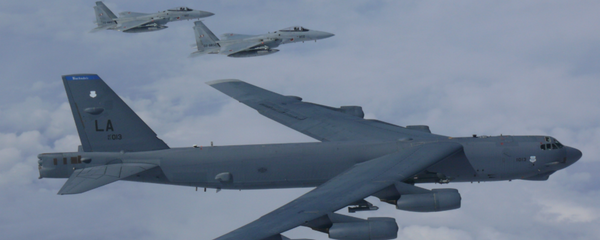 اعزام بمب افکن های استراتژیک B-52H امریکا در خلیج فارس - اسپوتنیک افغانستان  