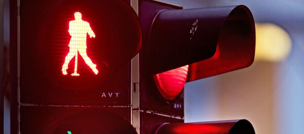 آغاز نصب چراغ های ترافیکی در خیابان های شهر غزنی آغاز نصب چراغ های ترافیکی در خیابان های شهر غزنی - اسپوتنیک افغانستان