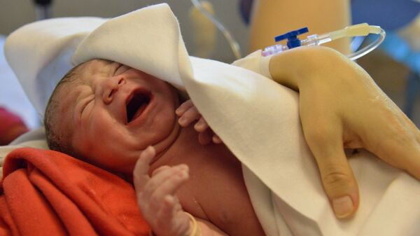 Новорожденный в роддоме - اسپوتنیک افغانستان  