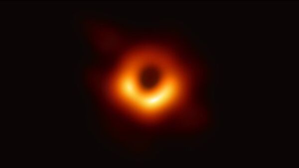 نخستین تصویر از یک سیاهچاله منتشر شد - اسپوتنیک افغانستان  