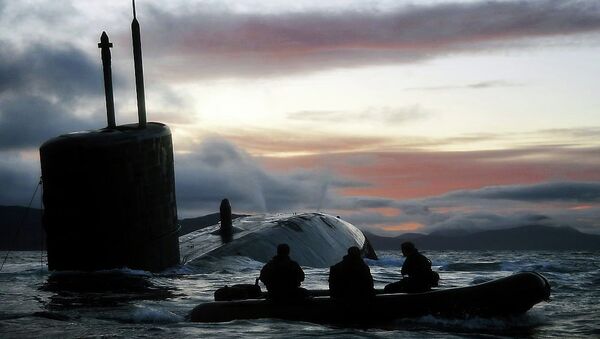 اخراج  خدمه زیردریایی هسته‌ای انگلیس به دلیل مصرف کوکائین - اسپوتنیک افغانستان  