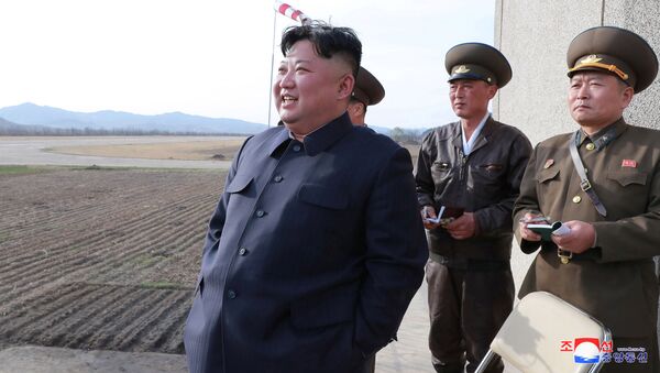 نظارت رهبر کوریای شمالی از آزمایش راکتی اخیر این کشور - اسپوتنیک افغانستان  