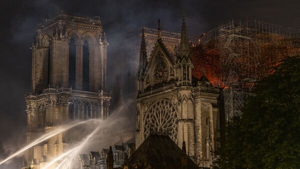 علت احتمالی آتش‌سوزی در کلیسای نوتردام پاریس - اسپوتنیک افغانستان  