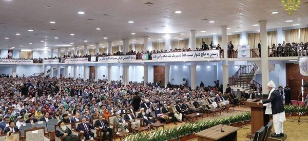 چرا حکومت افغانستان فهرست هیئت گفتگو کنندهاش را همگانی نمی کند؟ چرا حکومت افغانستان فهرست هیئت گفتگو کنندهاش را همگانی نمی کند؟ - اسپوتنیک افغانستان