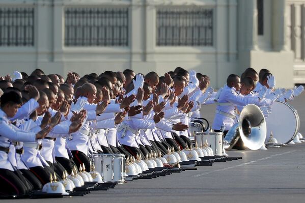 بانکوک در آستانه مراسم تاج گذاری پادشاه تایلند - اسپوتنیک افغانستان  