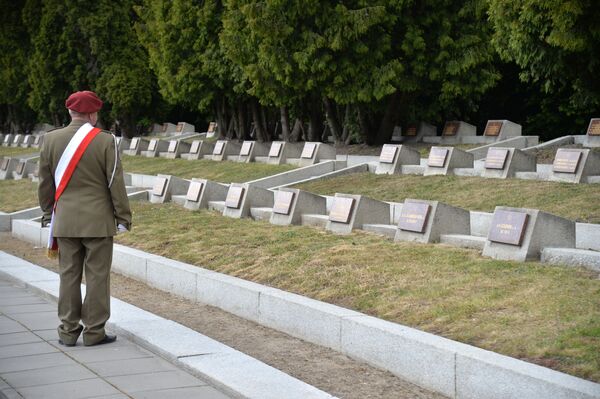 گورستان یادبود جنگ جهانی دوم در وارسا - اسپوتنیک افغانستان  