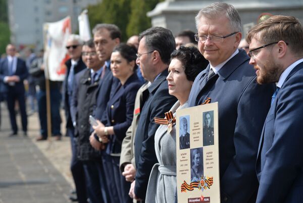 سرگئی اندریف، سفیر روسیه در پولند در راهپیمایی یادبود از قربانیان جنگ جهانی دوم در وارسا - اسپوتنیک افغانستان  