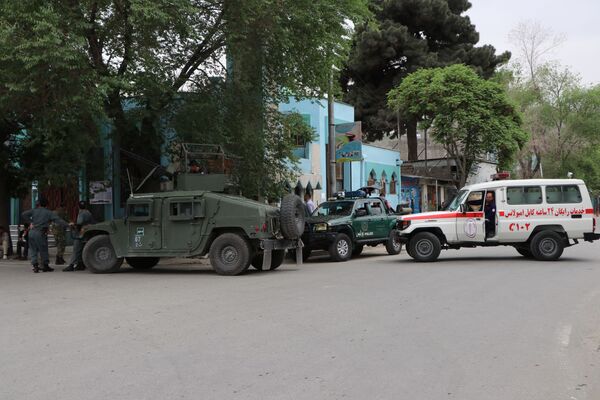 گزارش تصویری از حمله طالبان به دفتر موسسه  خیریه «کونترپارت انترنیشنل» در کابل - اسپوتنیک افغانستان  