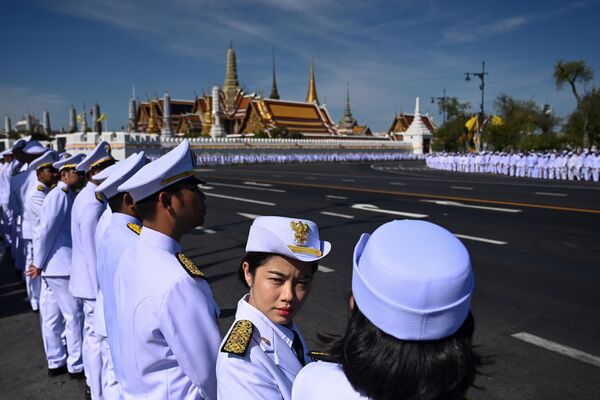 مراسم تاج گذاری واجیرالونگ کورن، پادشاه تایلند - اسپوتنیک افغانستان  