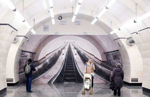 ایستگاه «آکروژنایا» متروی مسکو – سال ۲۰۱۸ - اسپوتنیک افغانستان  