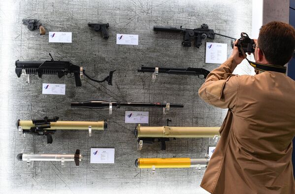 نمایشگاه بین‌المللی اسلحه و تجهیزات نظامی «MILEX-2019» - شهر مینسک، پایتخت بلاروس - اسپوتنیک افغانستان  