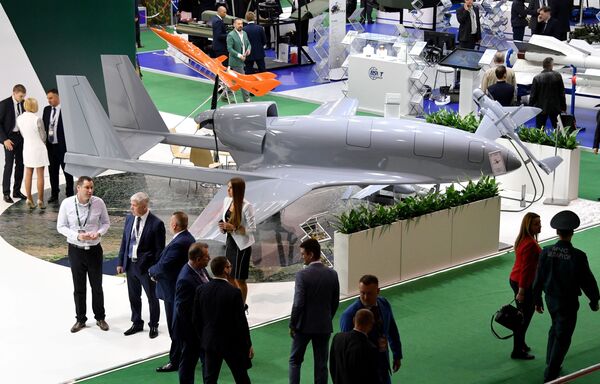 طیاره بدون سرنشین «یاستریب» در نمایشگاه بین‌المللی اسلحه و تجهیزات نظامی «MILEX-2019» - مینسک - اسپوتنیک افغانستان  