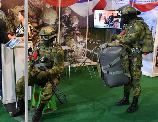 نمایشگاه بین‌المللی اسلحه و تجهیزات نظامی «MILEX-2019» - شهر مینسک، پایتخت بلاروس - اسپوتنیک افغانستان  