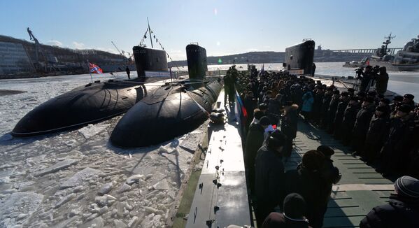 کشتی تحت‌البحری دیزلی کمسمولسک نا اموره در مراسم رسمی پیوستن به تسلیحات نیروهای بحری اقیانوس آرام پس از ترمیم - اسپوتنیک افغانستان  