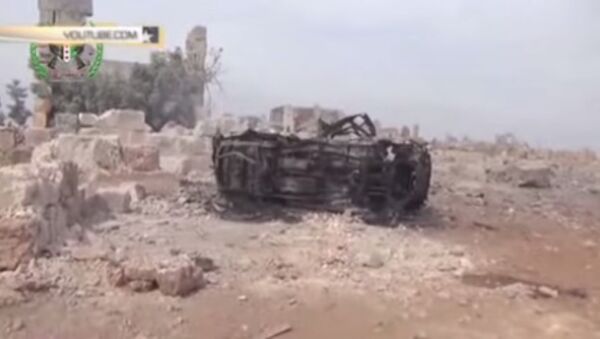 تروریستان داعش پایگاه تخریب شده توسط طیارات روسیه را در ویدیو ثبت نموده اند - اسپوتنیک افغانستان  