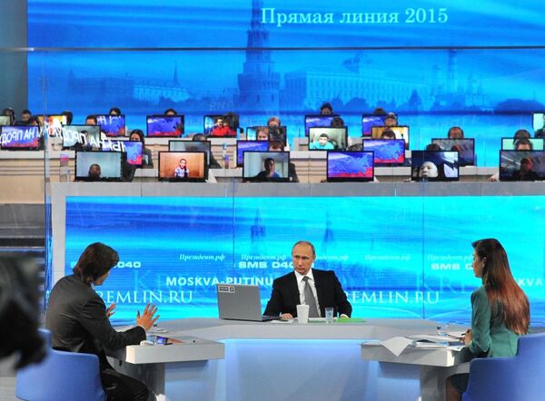 برنامه گفتگوی مستقیم ولادیمیر پوتین، رئیس جمهور روسیه با شهروندان - اسپوتنیک افغانستان  